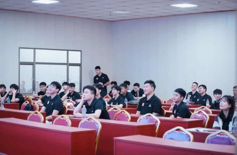 制定篮球交流计划以促进个人技能发展的方法_0